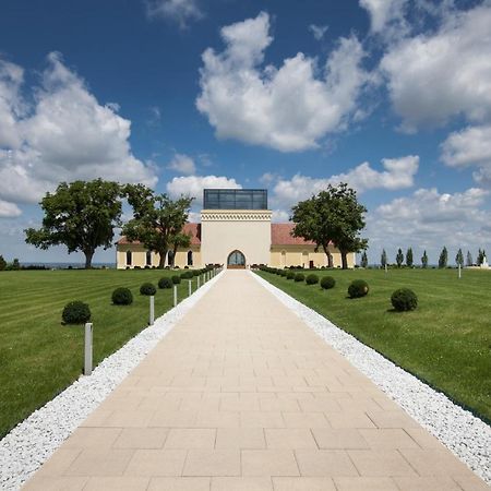Ladanjsko Imanje Principovac Bed & Breakfast Ilok Exterior foto